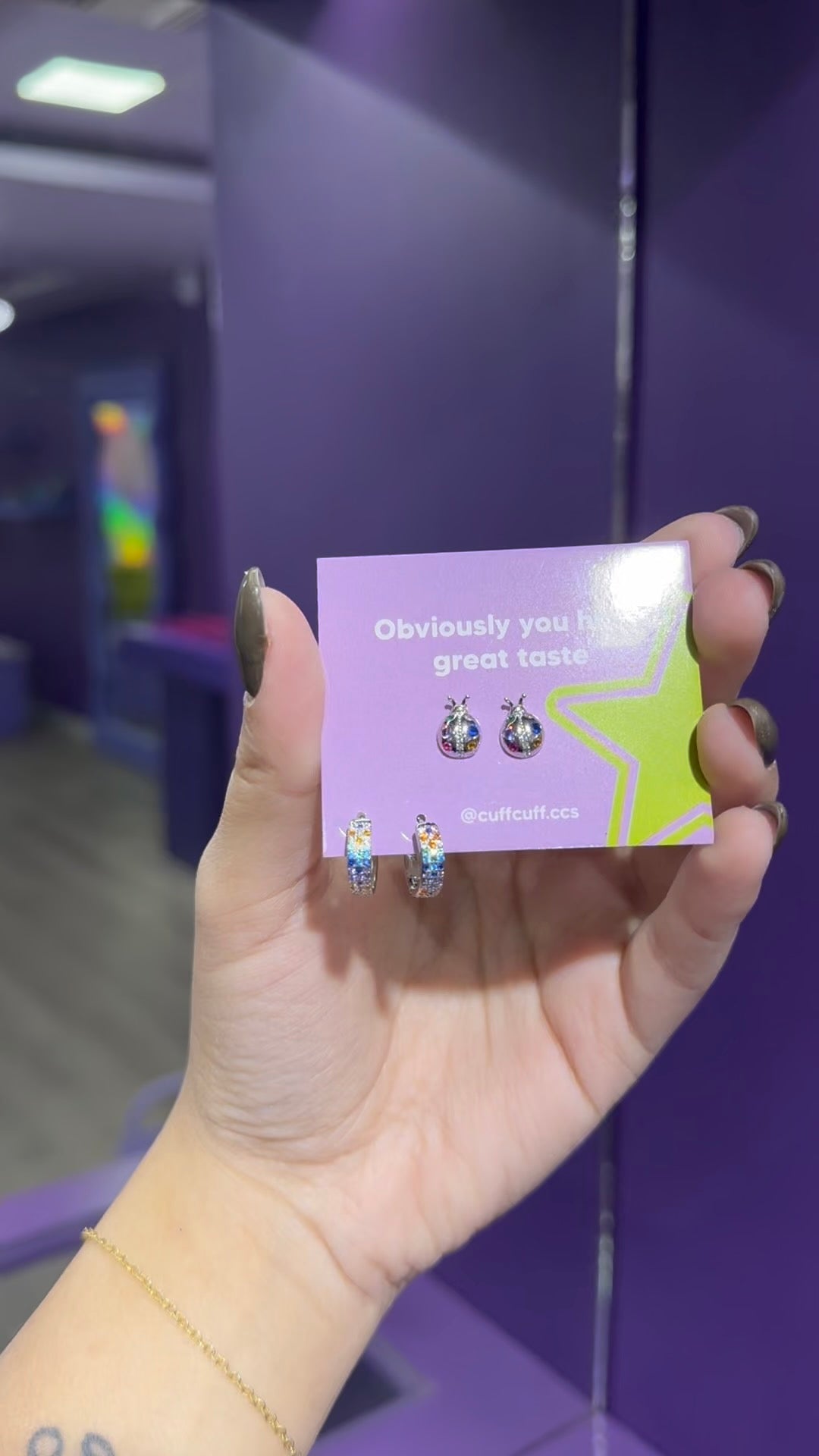 Stud de coquitos multicolor - Plata de Ley 925