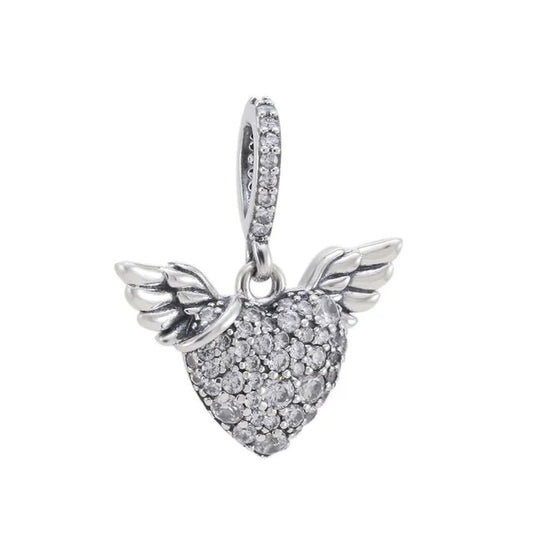 Charm de plata 925 - corazón con brillos y alas