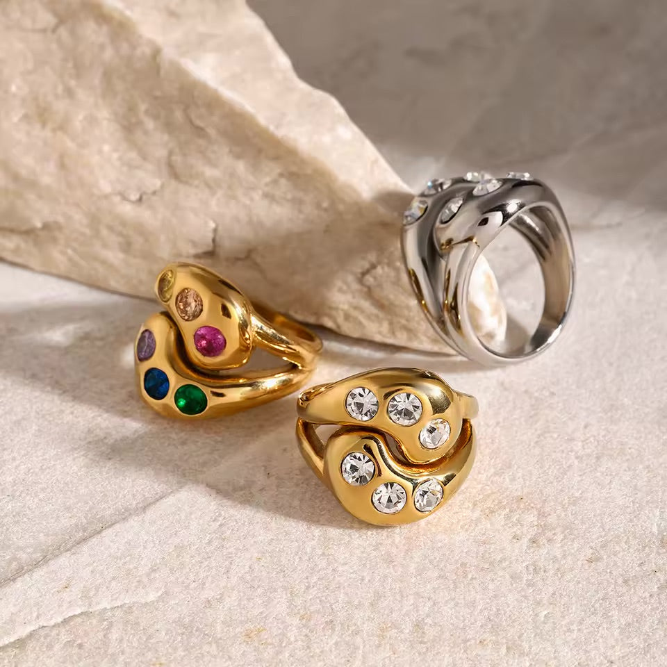 Anillo asimétrico ajustable - Romina