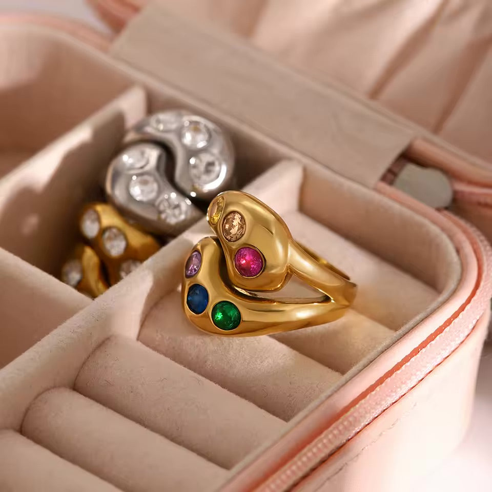 Anillo asimétrico ajustable - Romina