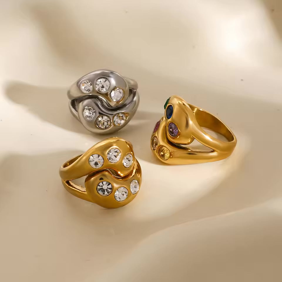 Anillo asimétrico ajustable - Romina