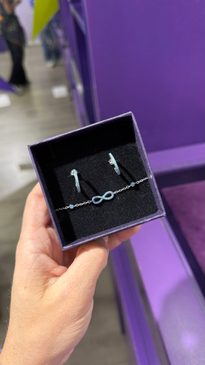 Pulsera infinito con turquesas - Plata de ley 925