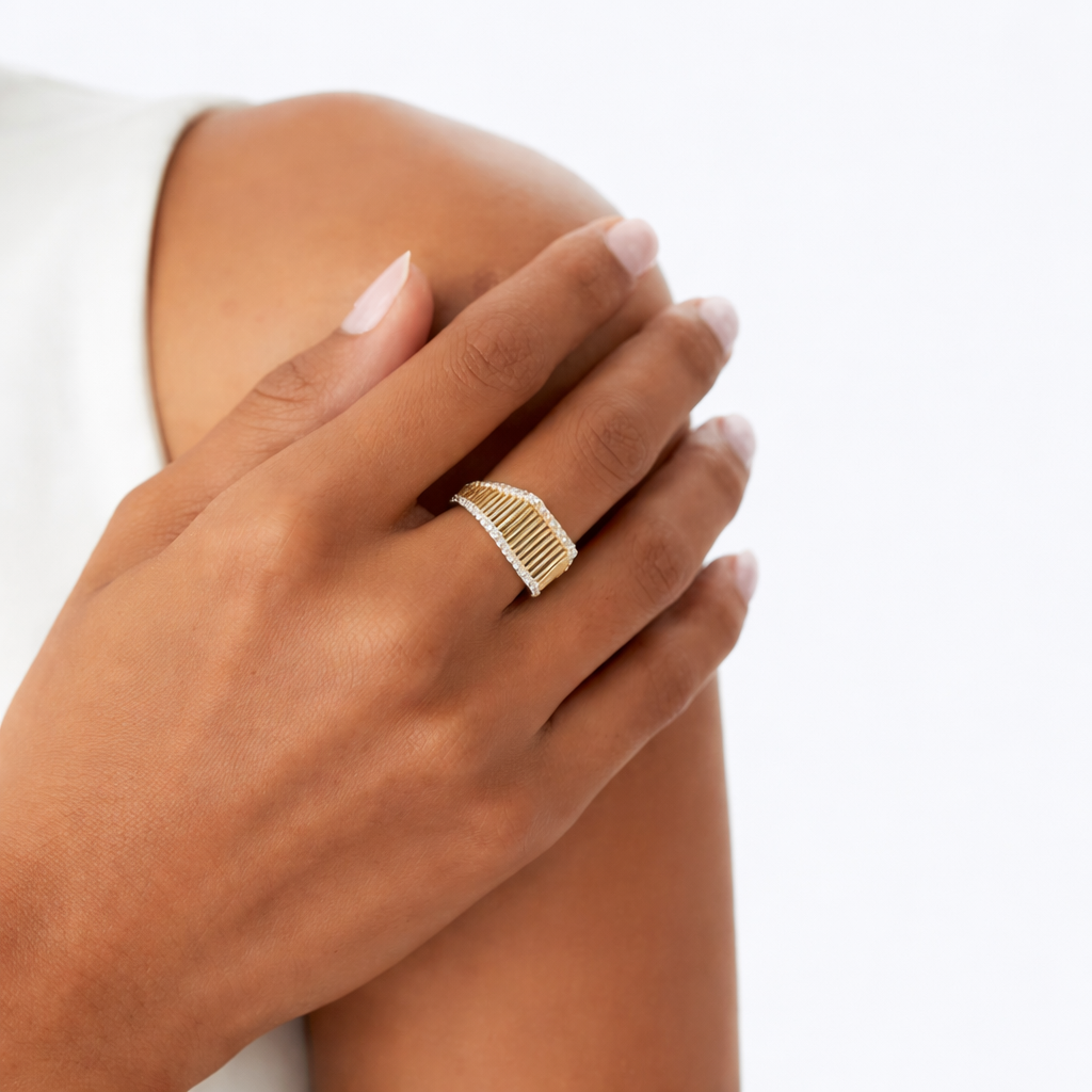 Radiant Lines Ring - Plata de ley 925