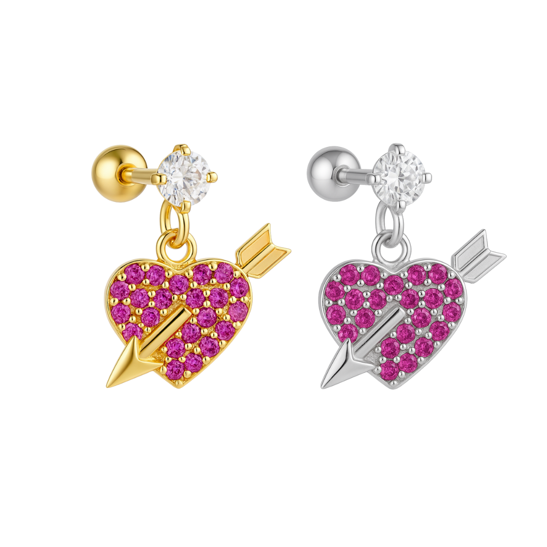Stud corazón con flecha y brillo