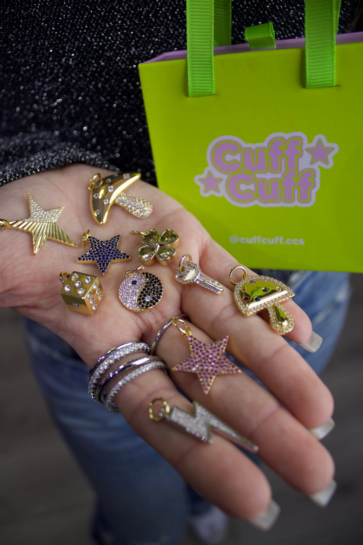 Dije de hongo brilliante