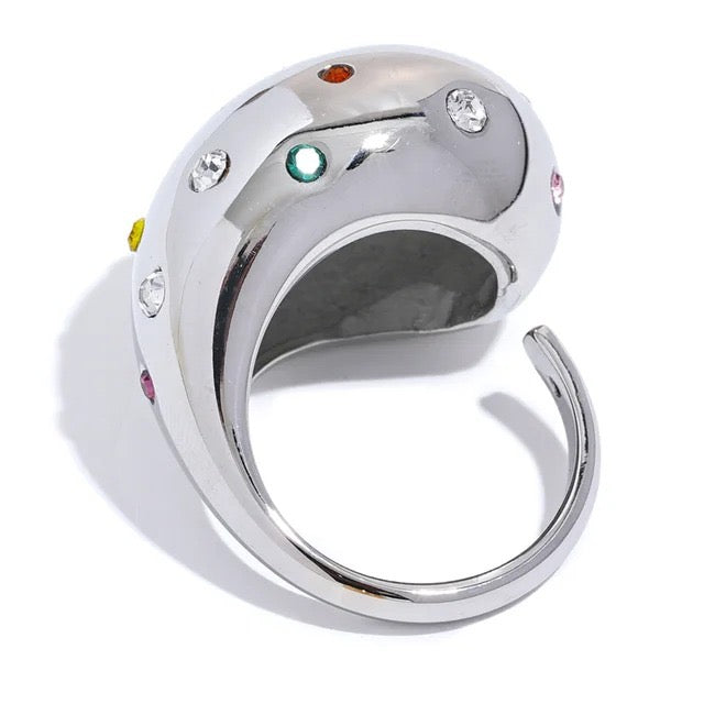 Anillo con circones multicolor - titanio con chapado de oro 18k waterproof / Last pieces ⚡️