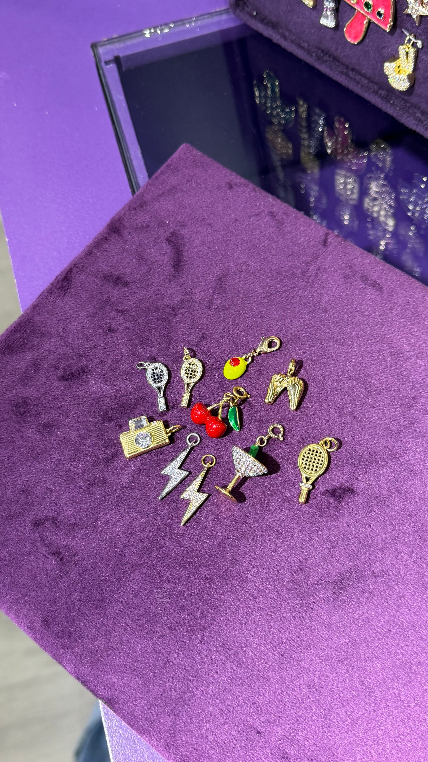 Dije de cereza de corazón