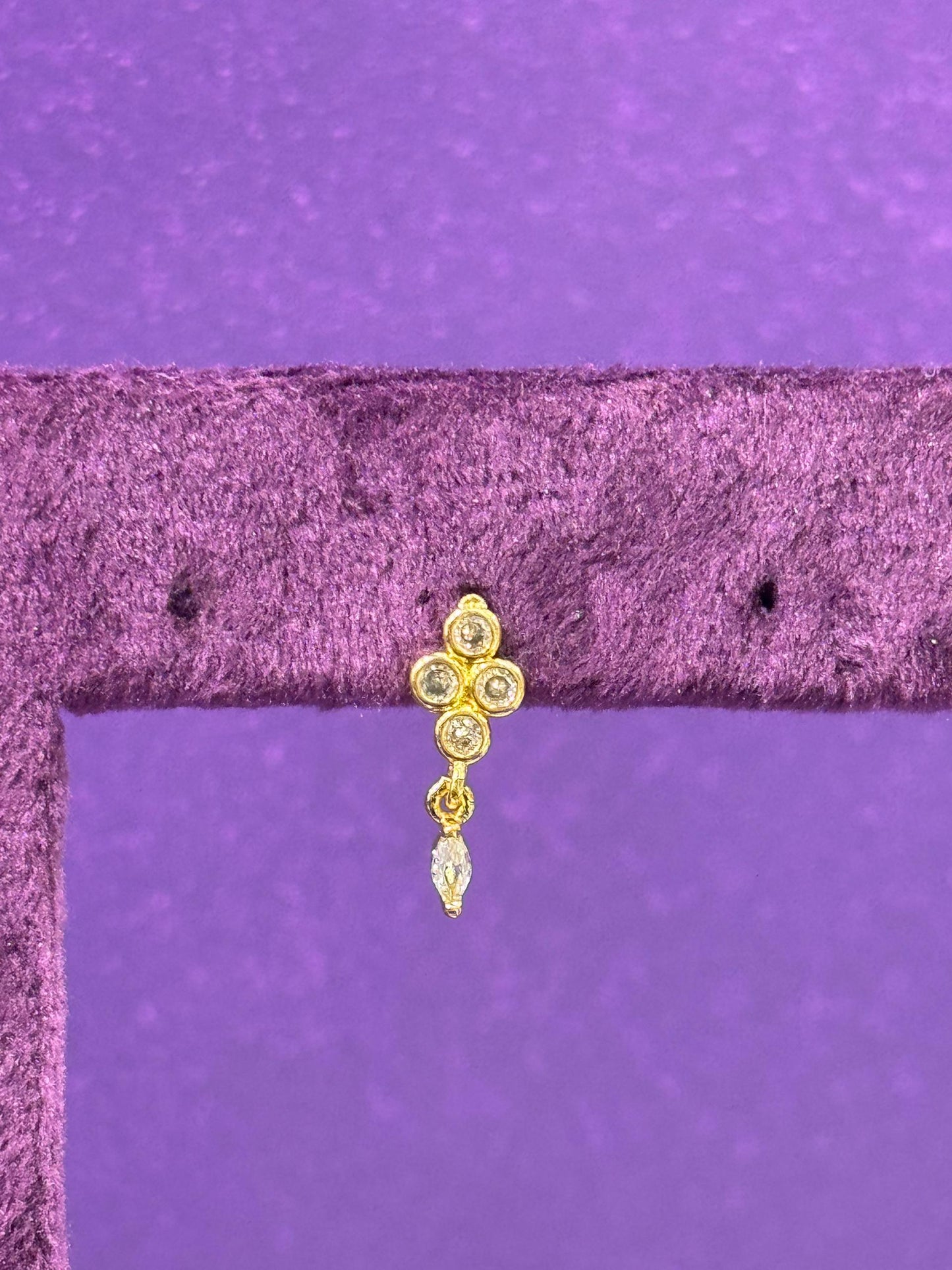 Zarcillo - solitario dorado