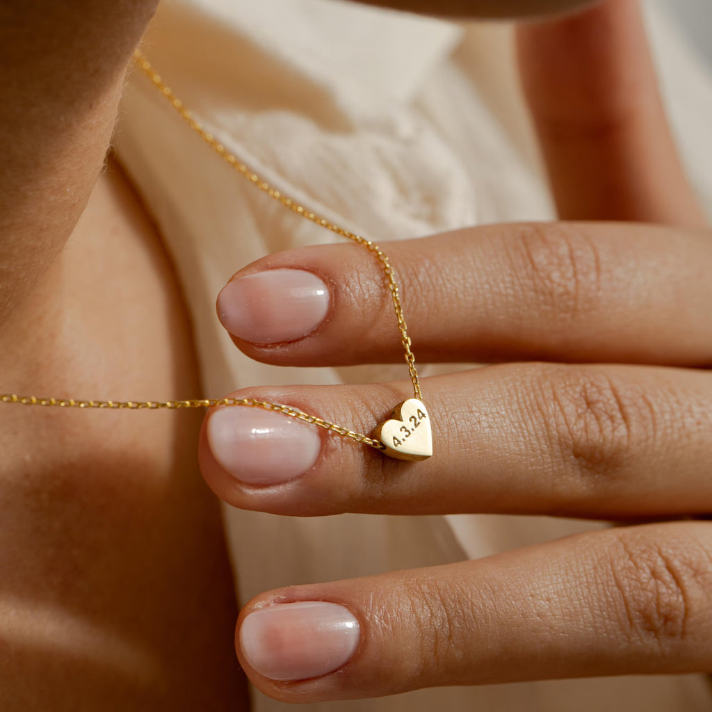 Collar de corazón para personalizar con láser